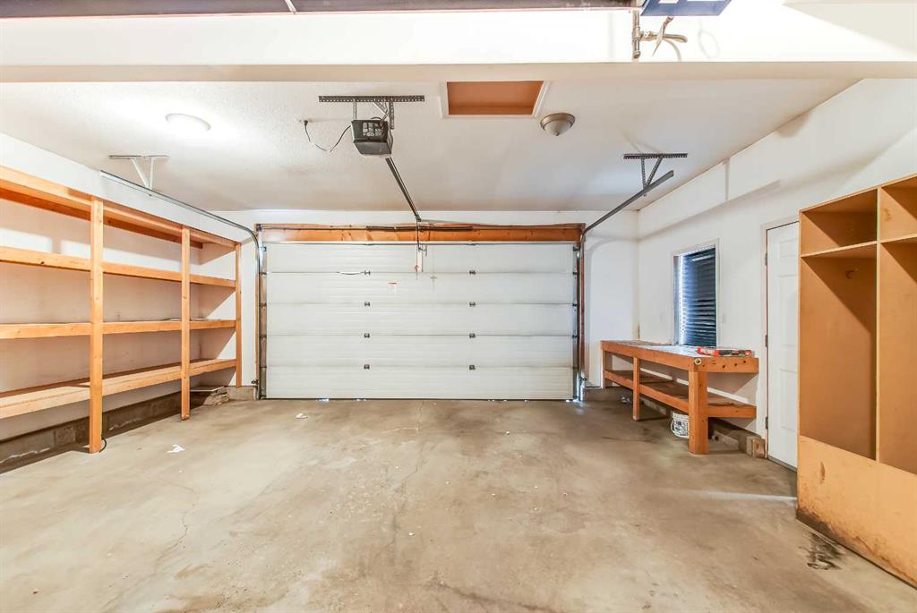87 Sunrise Road SW