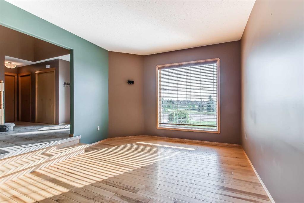87 Sunrise Road SW
