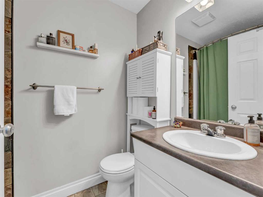 #6 902 Dominion Street SE