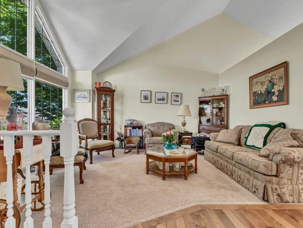451 Sprague Way SE