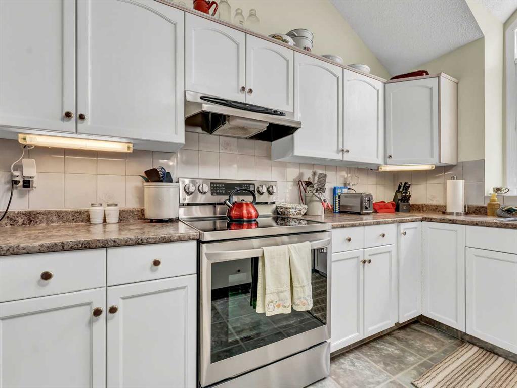 451 Sprague Way SE
