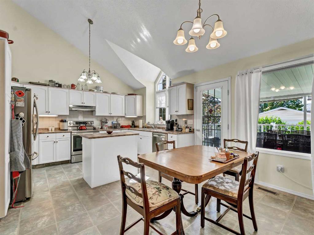 451 Sprague Way SE