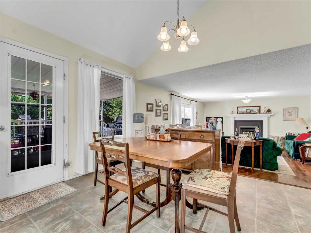451 Sprague Way SE