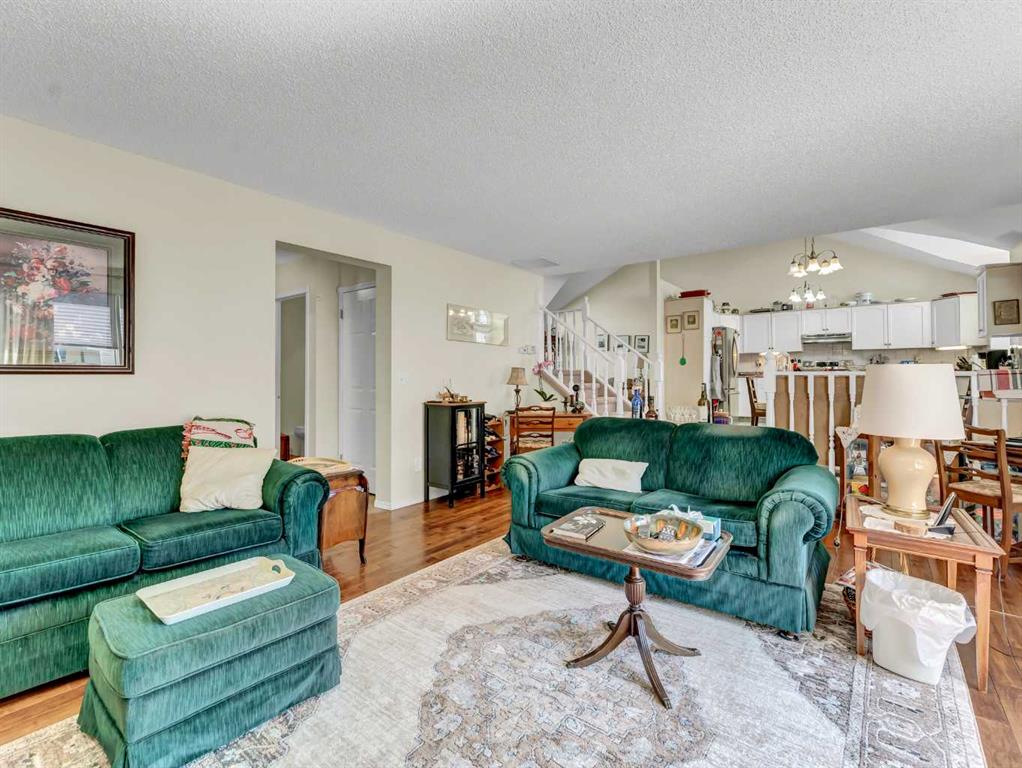 451 Sprague Way SE