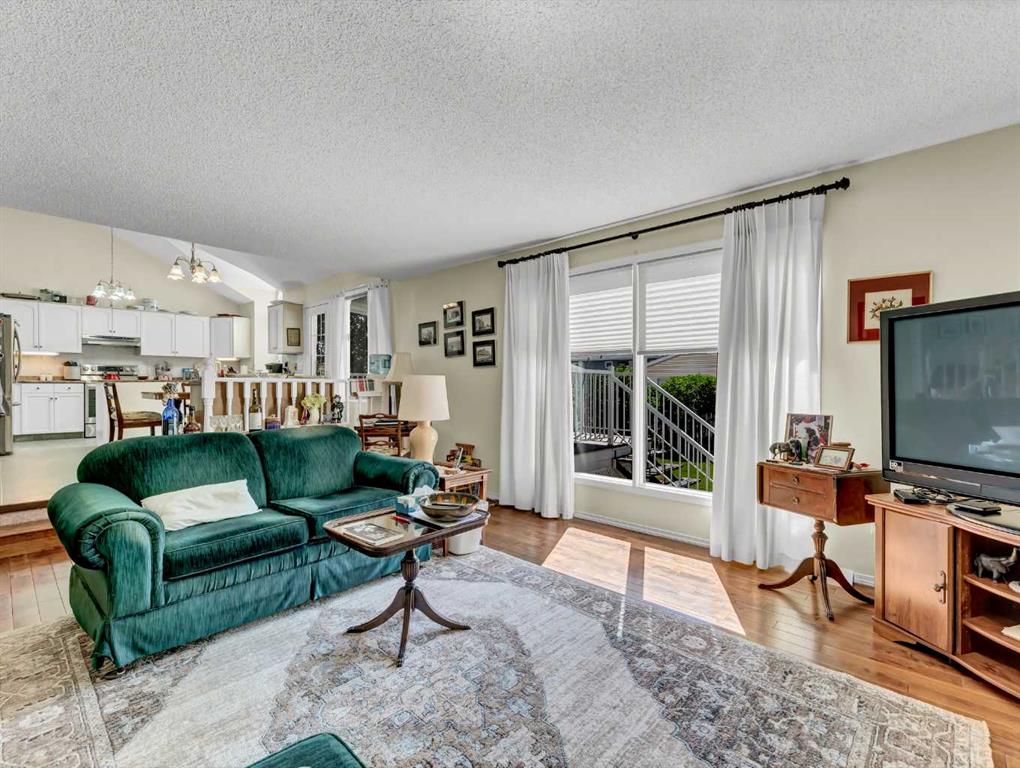 451 Sprague Way SE
