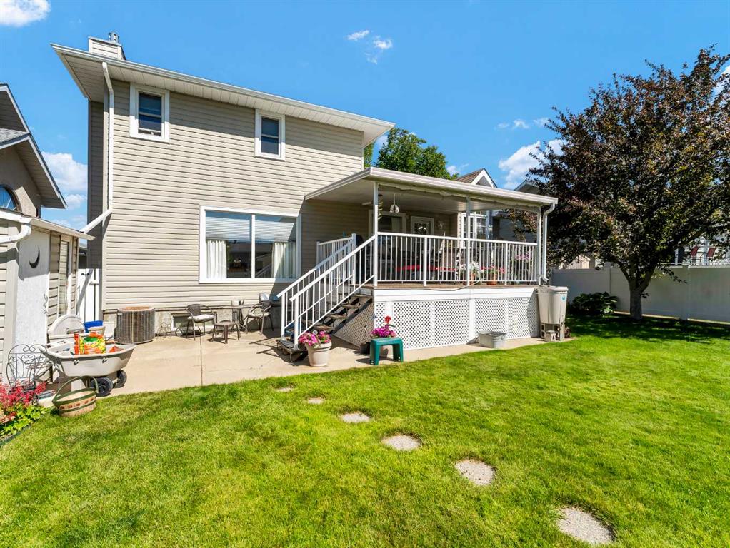 451 Sprague Way SE