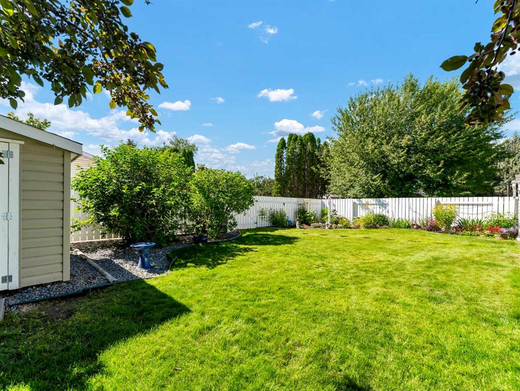 451 Sprague Way SE