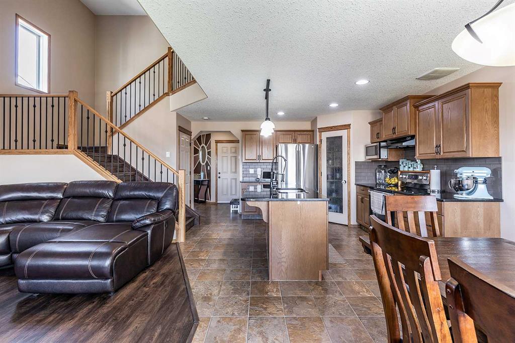 52 Somerside Way SE
