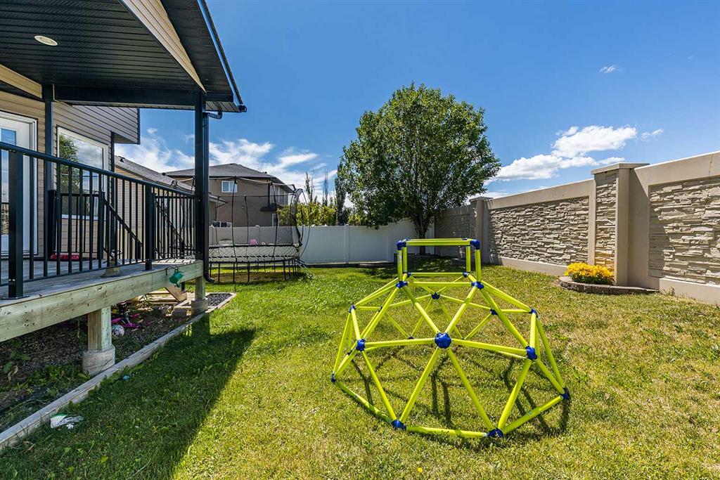 52 Somerside Way SE