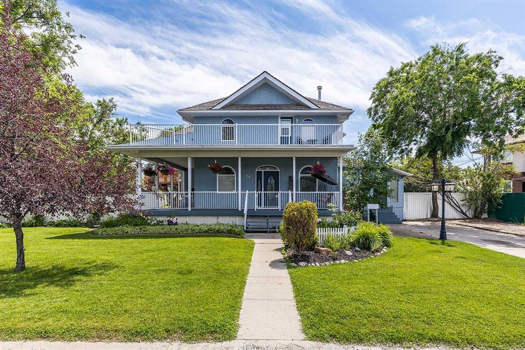 19 8th Street NE, Medicine Hat