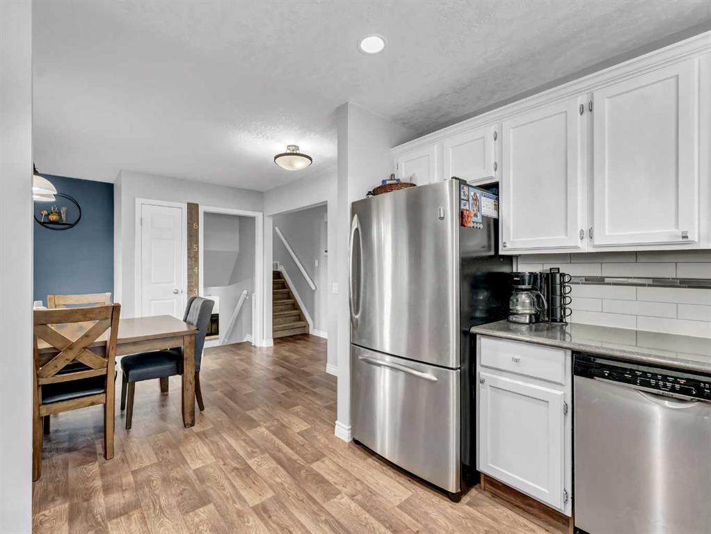 238 Cameron Road SE