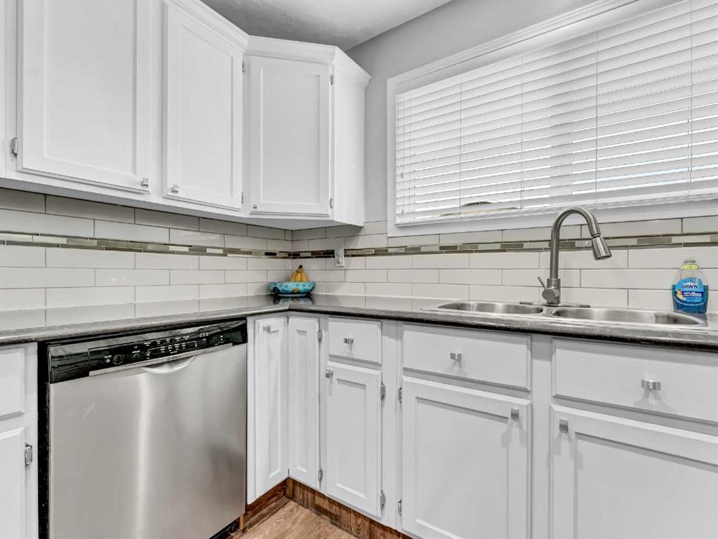 238 Cameron Road SE