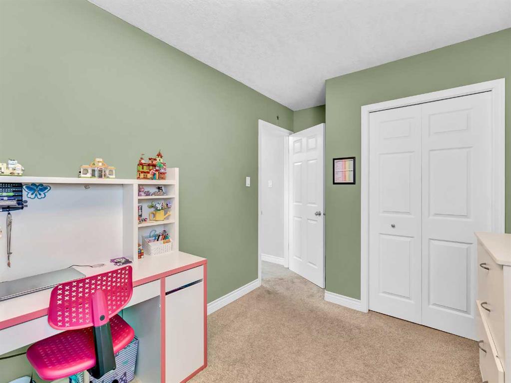238 Cameron Road SE