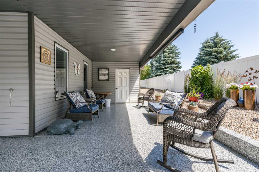 110 Chartwell Place SE