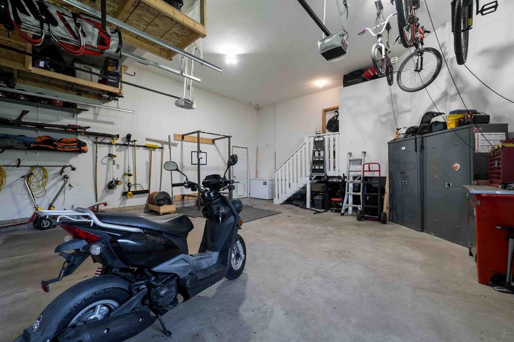 249 Vista Road SE