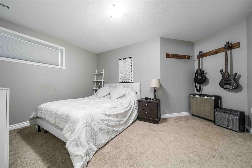 249 Vista Road SE