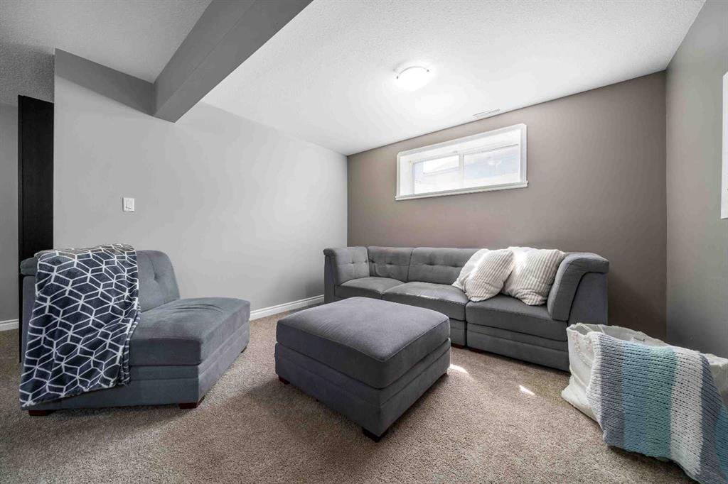 249 Vista Road SE