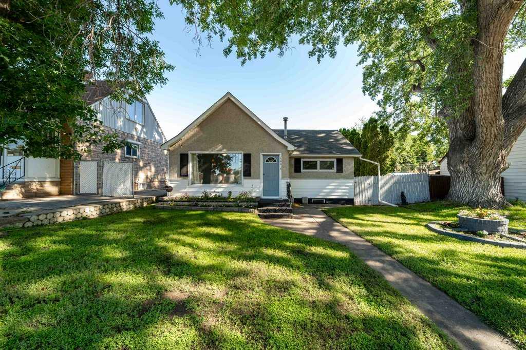 144 9 Street SE, Medicine Hat