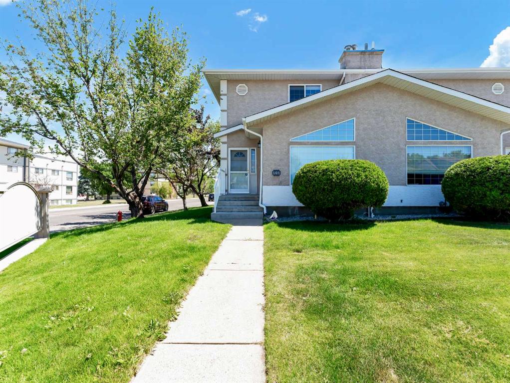 #101 165 South Ridge Drive SE