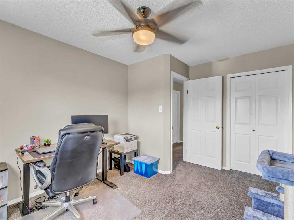 #101 165 South Ridge Drive SE