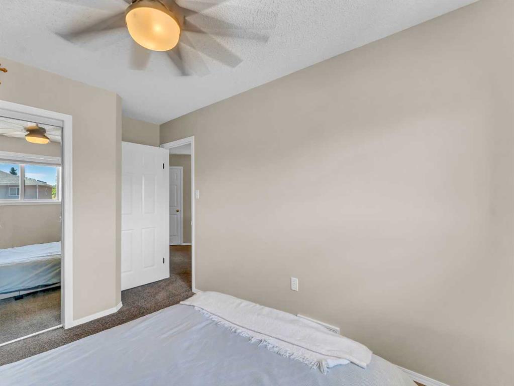 #101 165 South Ridge Drive SE