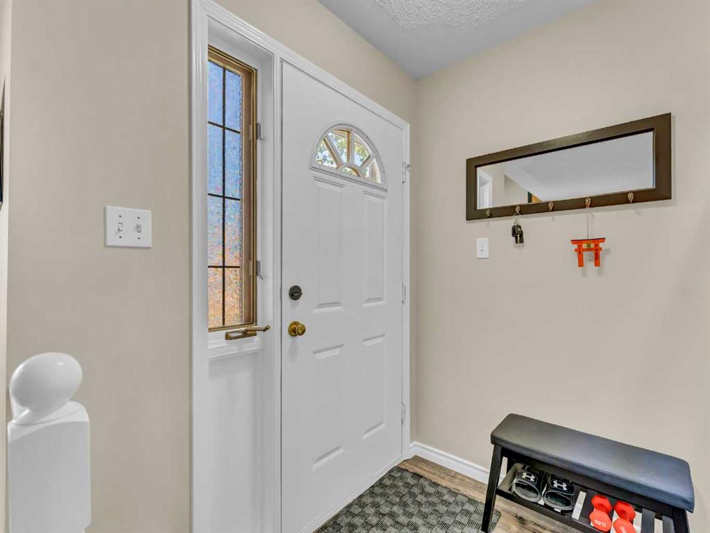 #101 165 South Ridge Drive SE