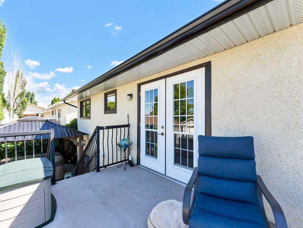 24 Sillak Crescent SE