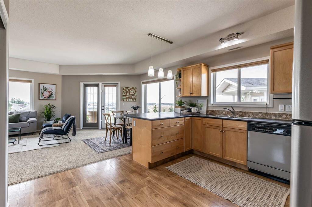 #5 85 Sunrise Way SW