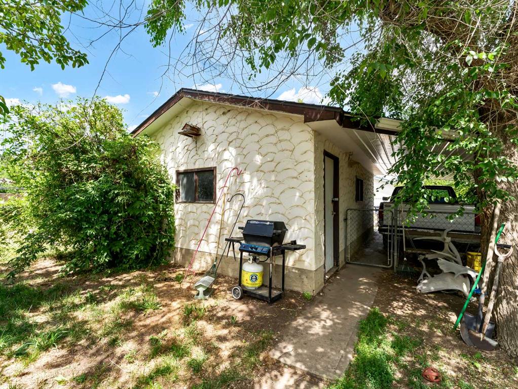 108 Cypress Way SE