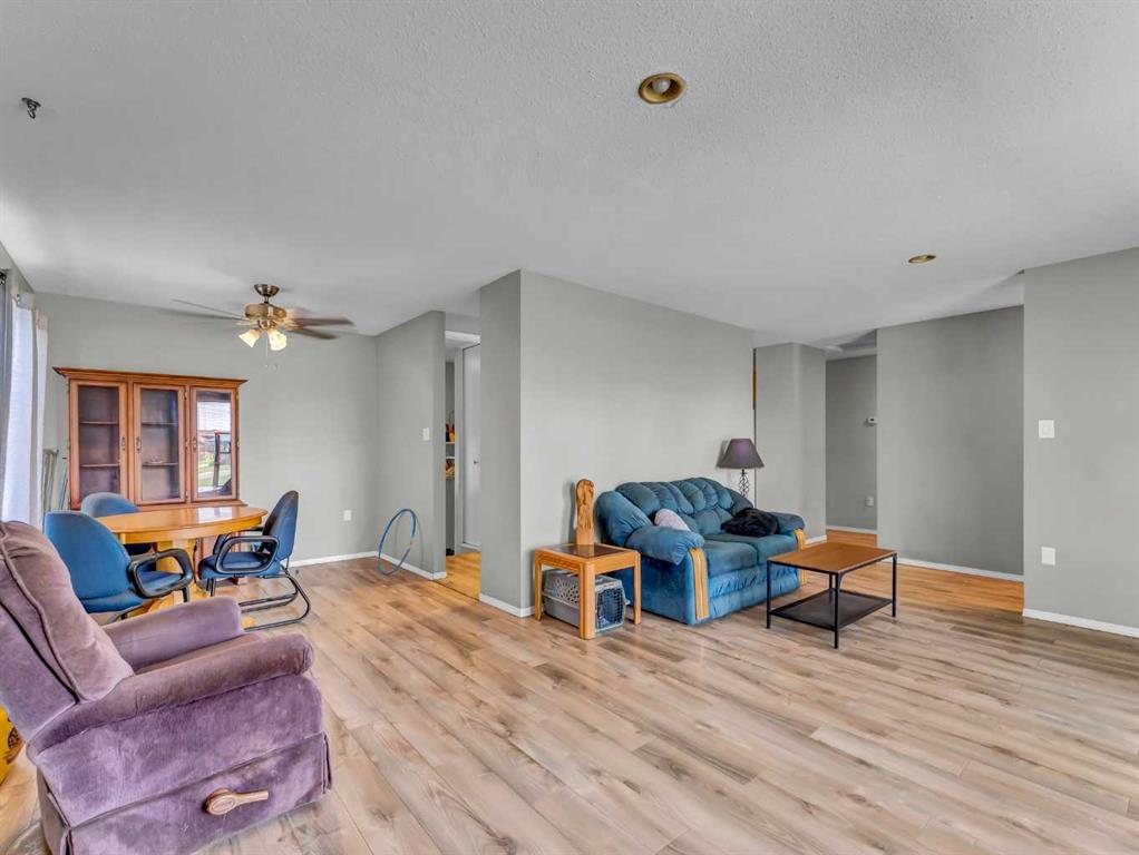 108 Cypress Way SE
