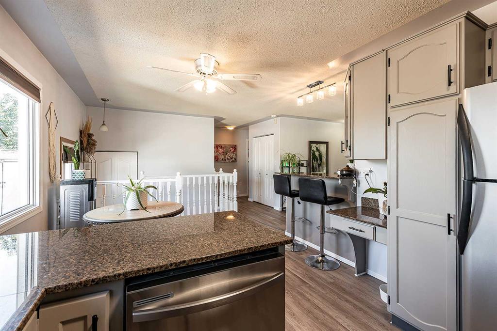 2170 Hawke Crescent NE