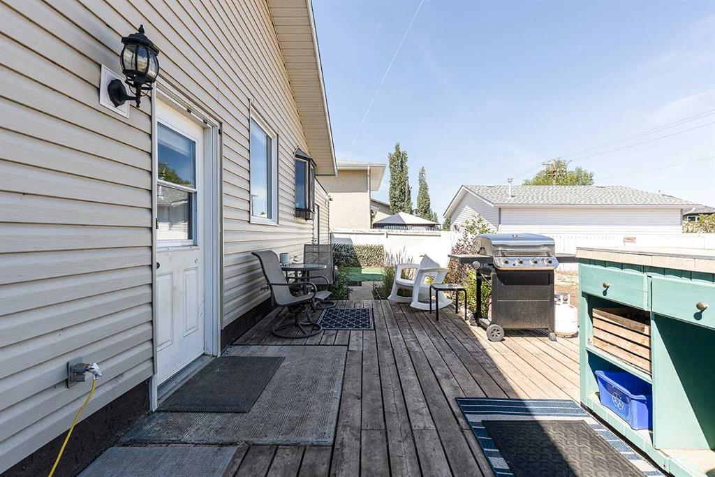2170 Hawke Crescent NE