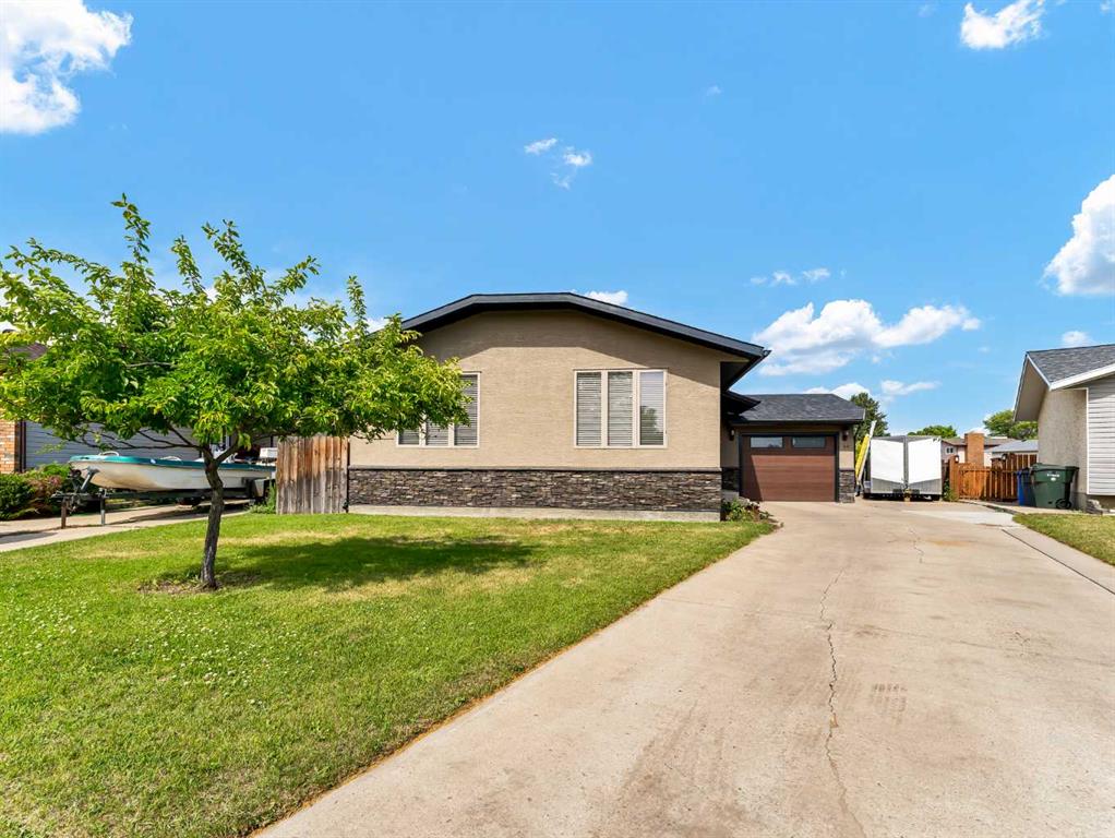 18 Rossmere Green SE, Medicine Hat