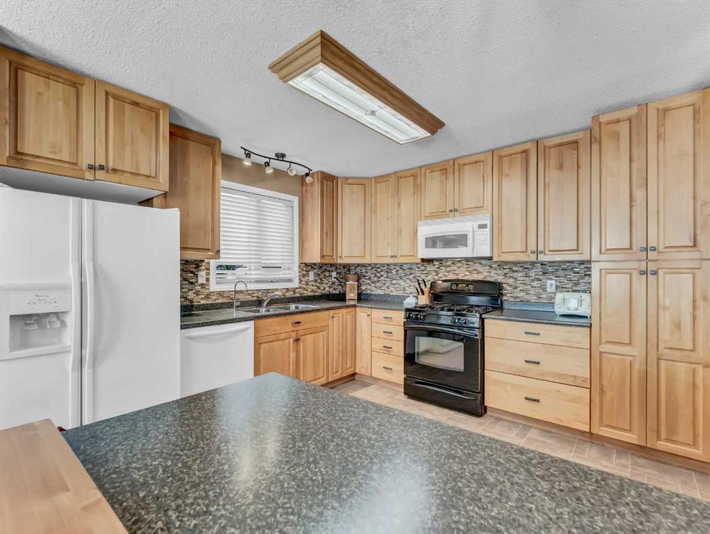 18 Rossmere Green SE