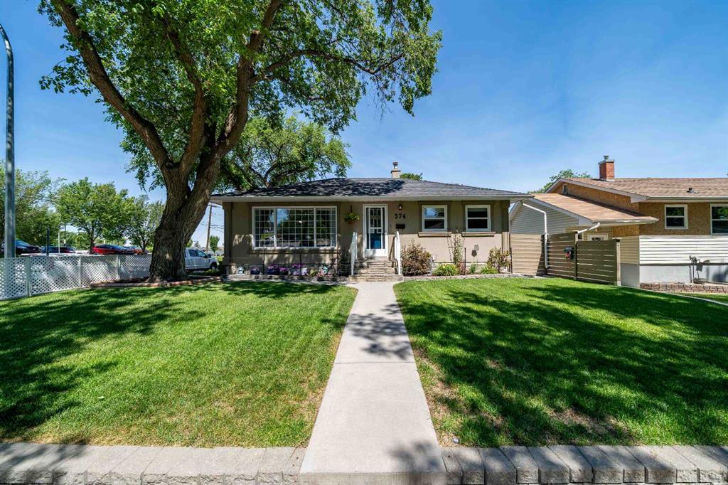 574 4 Street SW, Medicine Hat