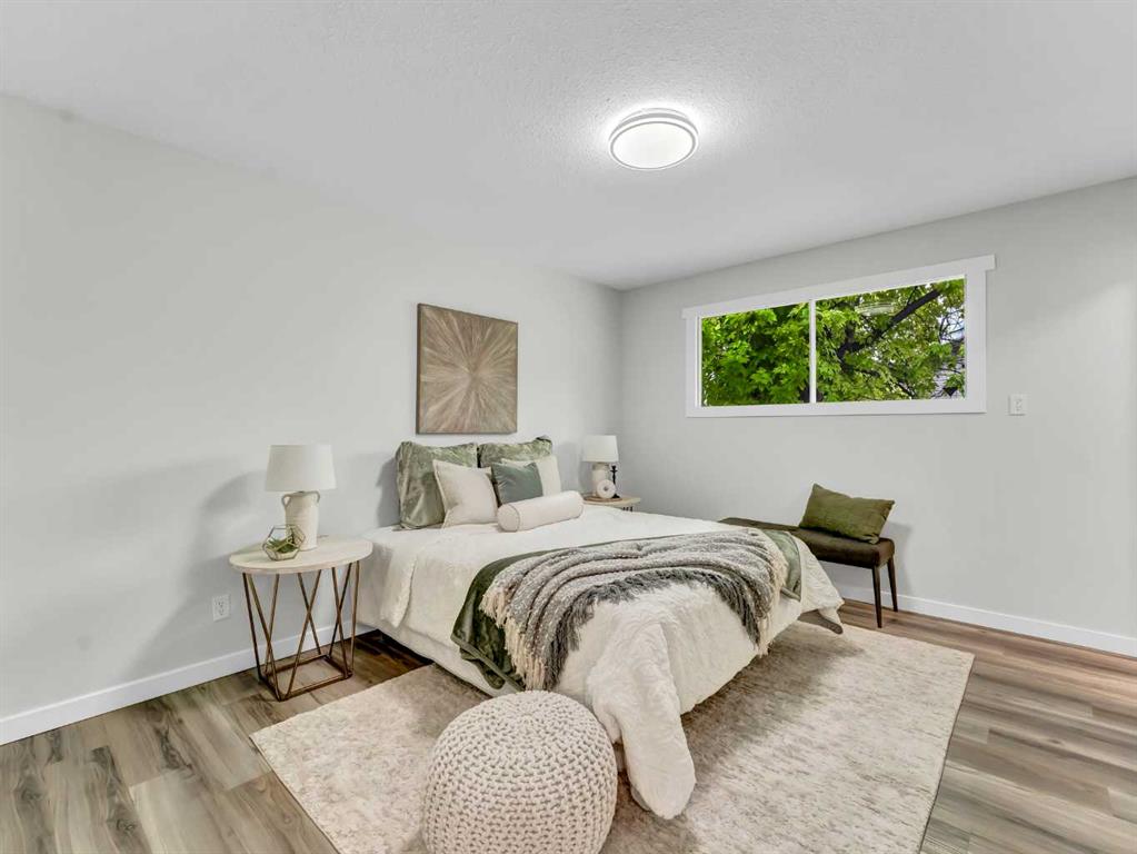 17 Castelani Crescent SE