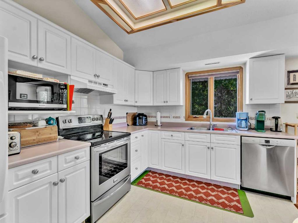 #5 407 Macleod Trail SE