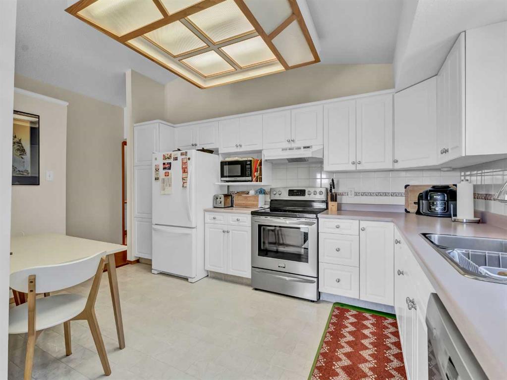 #5 407 Macleod Trail SE