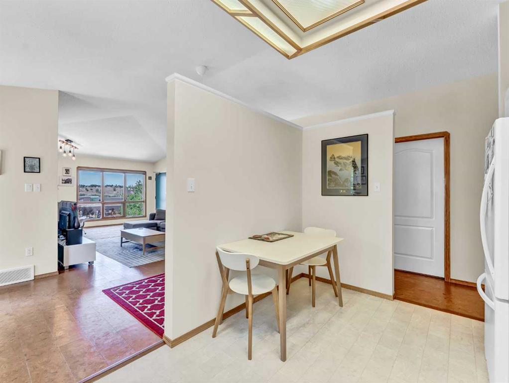 #5 407 Macleod Trail SE