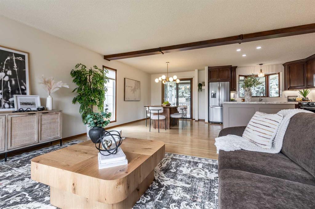32 Ross Heights Court SE