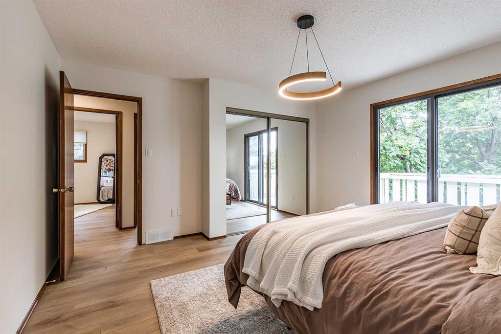 32 Ross Heights Court SE