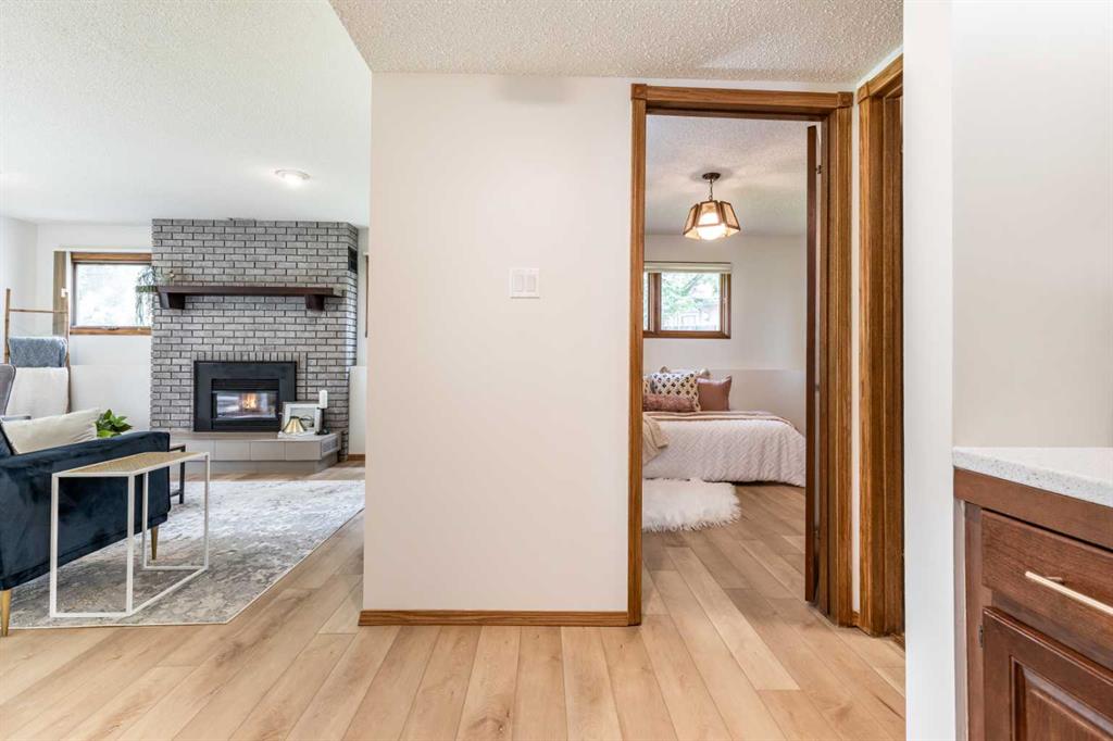 32 Ross Heights Court SE
