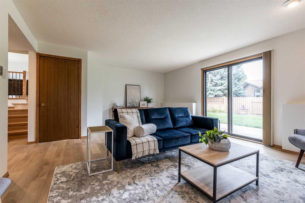 32 Ross Heights Court SE
