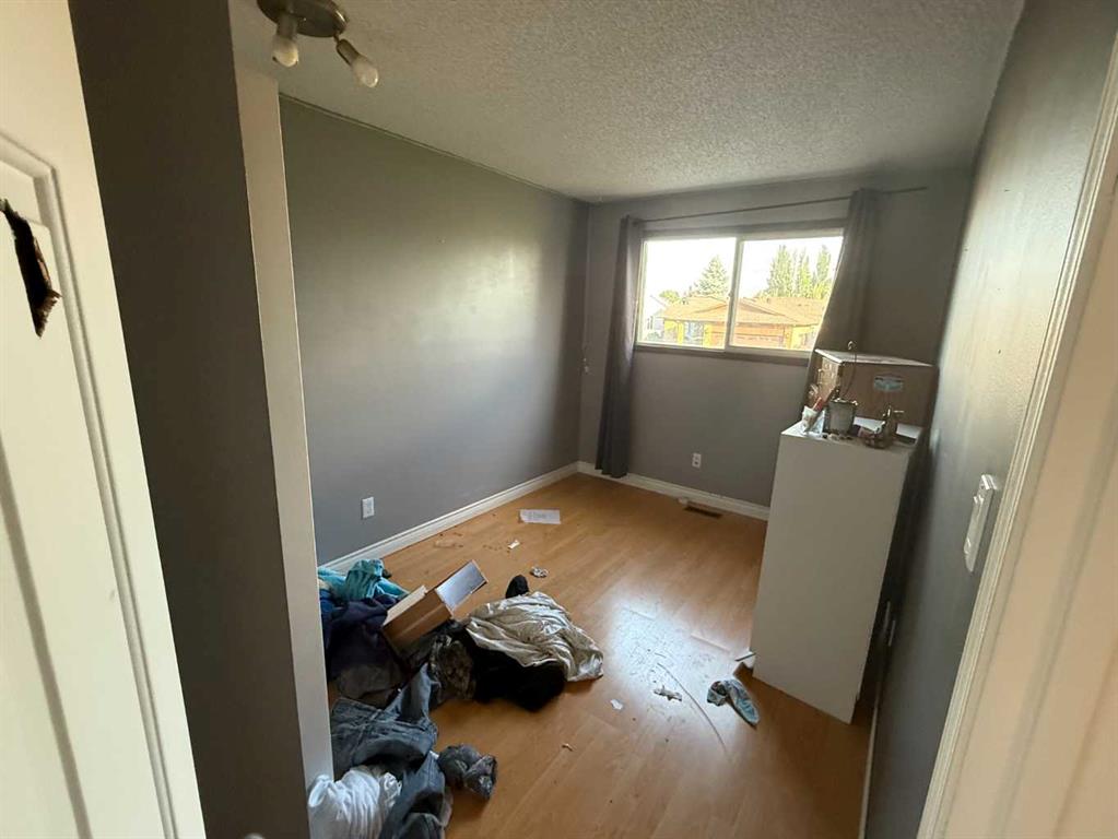 100 Robinson Drive SE