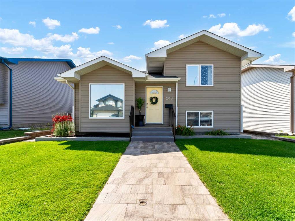 209 Hunt Crescent NE, Medicine Hat
