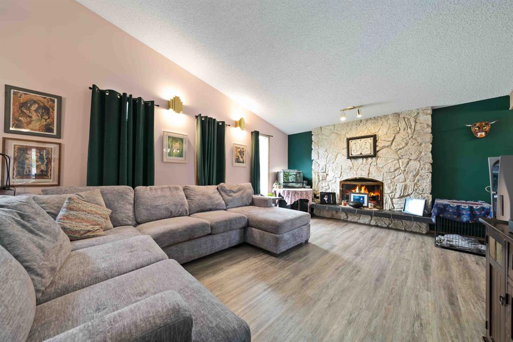 28 Noble Court SW