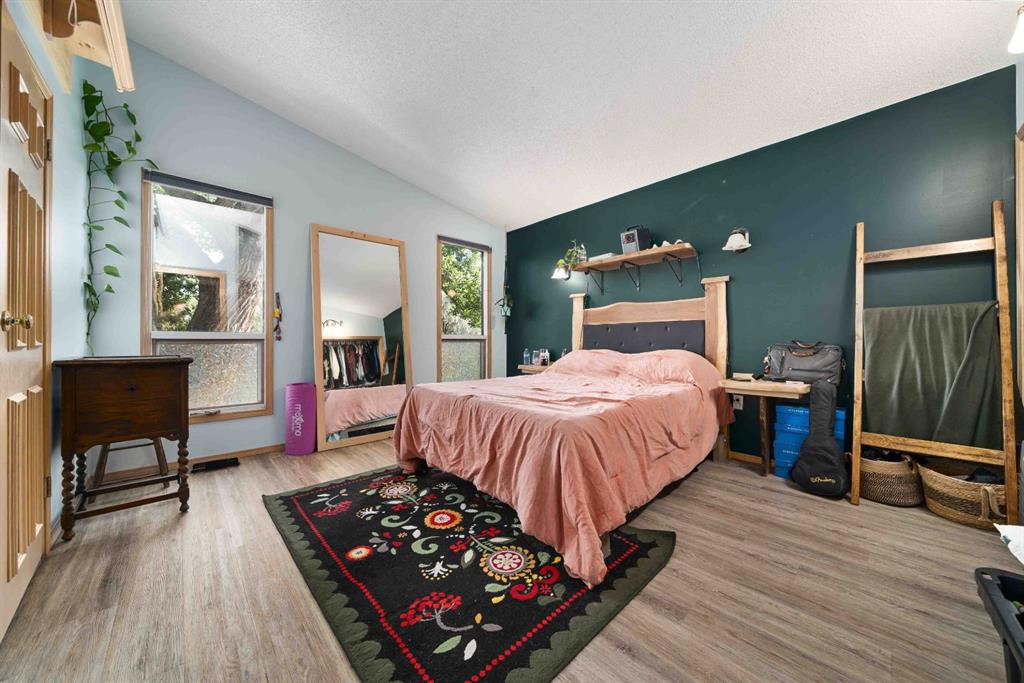28 Noble Court SW