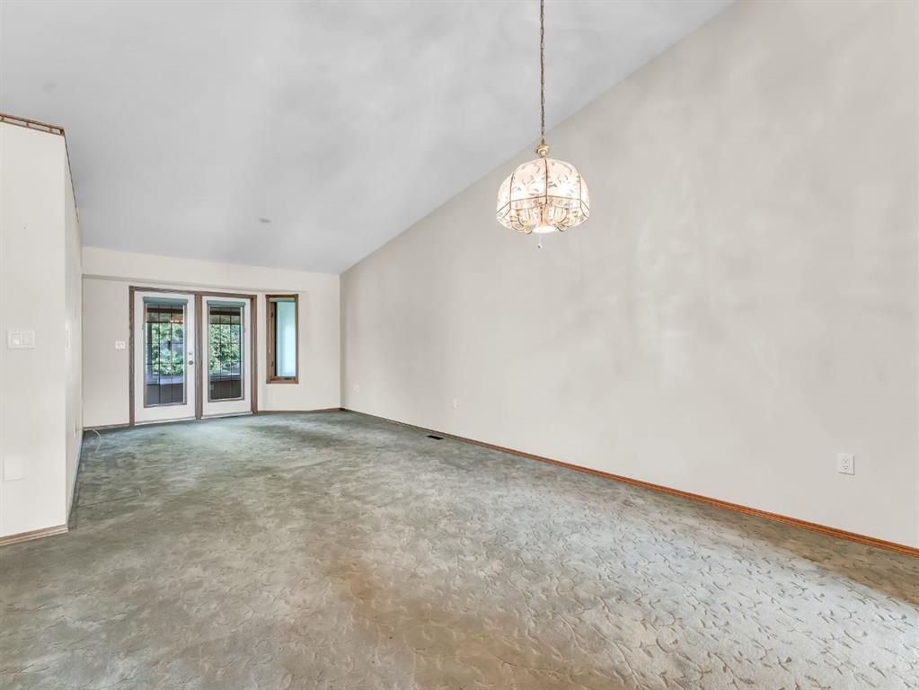 86 Park Meadows Lane SE
