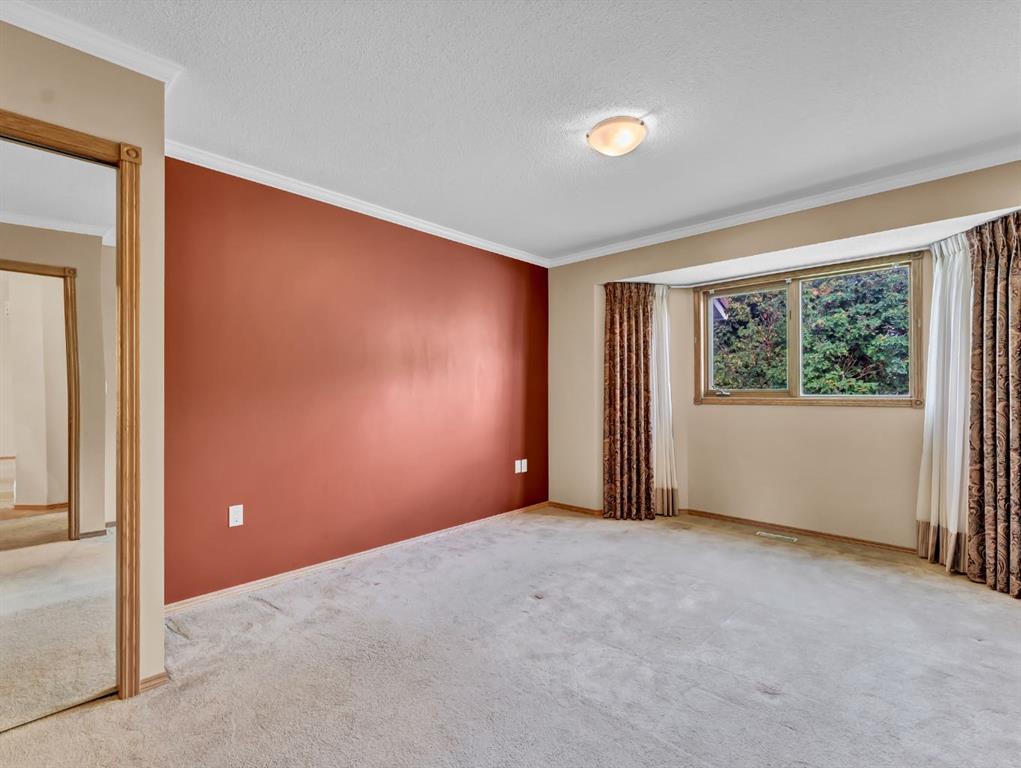 86 Park Meadows Lane SE