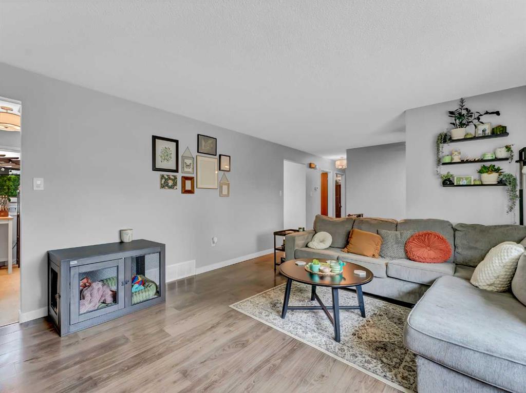 1408 19 Street SE